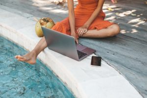 Blogging by the pool